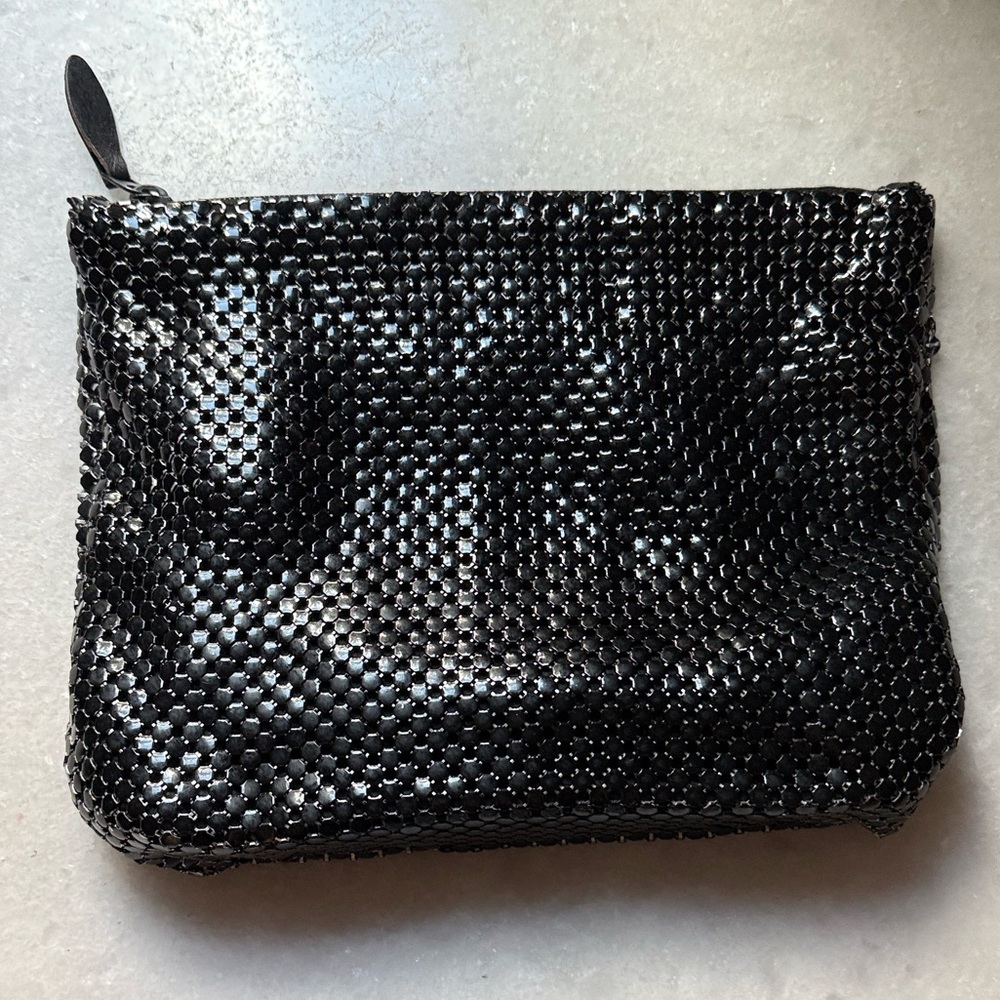 Vintage Whiting and Davis metal mesh clutch bag
Disco party 1940s label 70s 80s